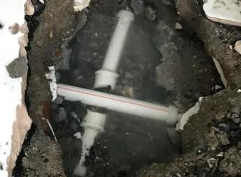 南溪阳台漏水维修公司为您分享楼上楼下漏水怎么处理